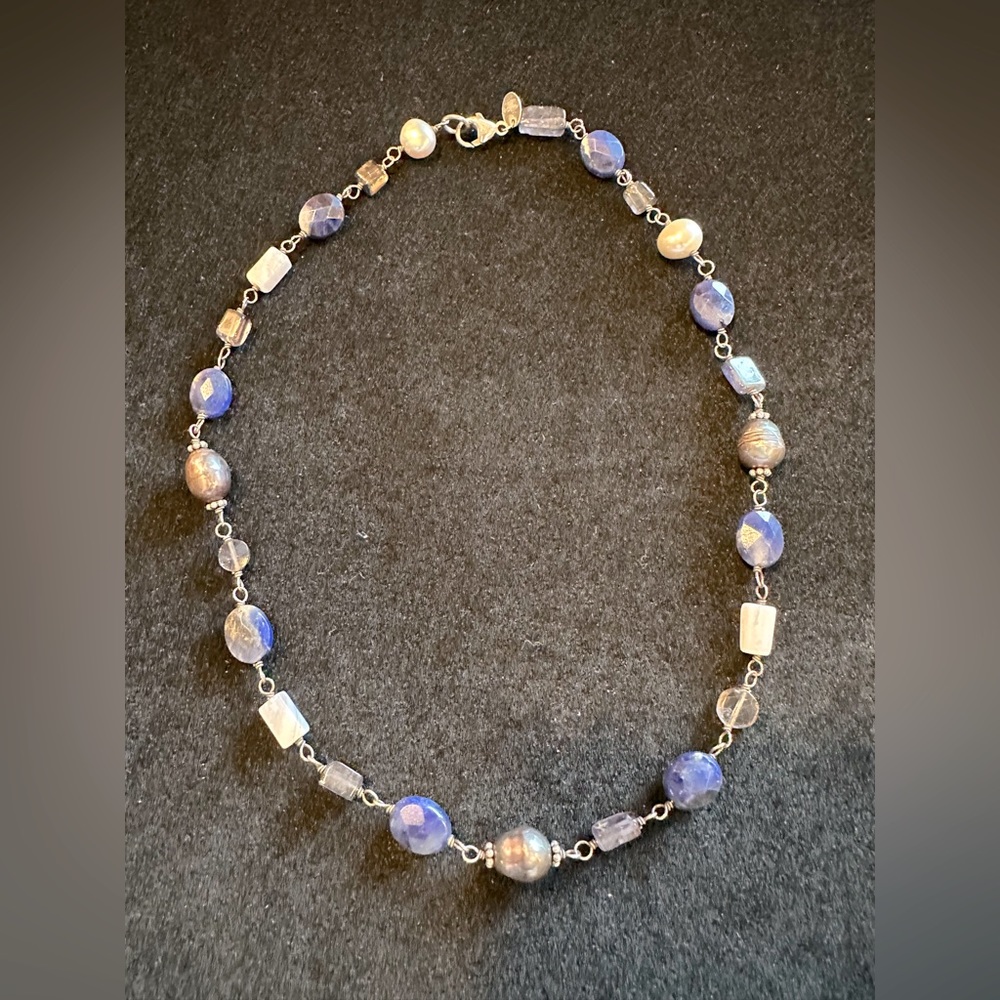 Silpada Sterling Silver Wire necklace